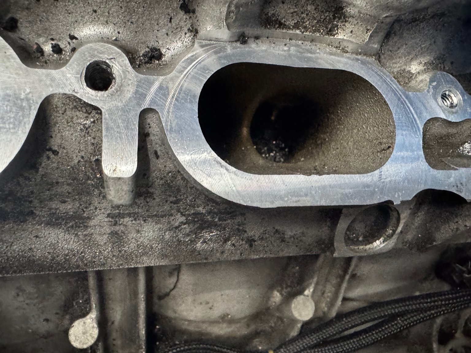 CLS63S intake valves before walnut blasting